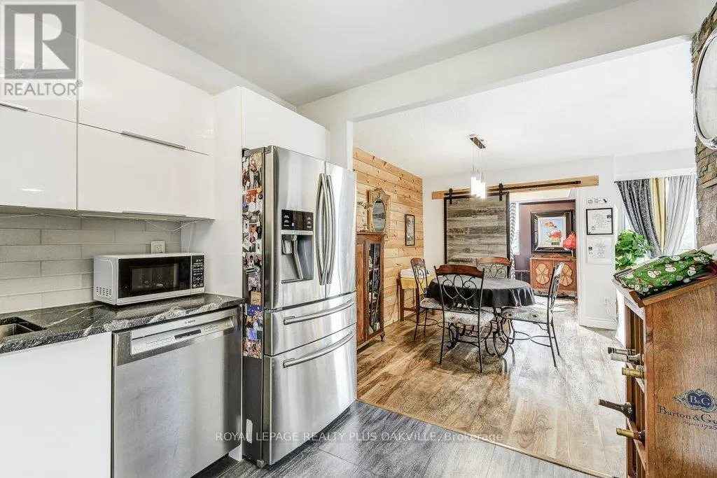 515 - 500 GREEN ROAD