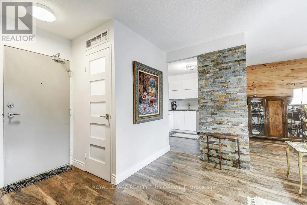 515 - 500 GREEN ROAD