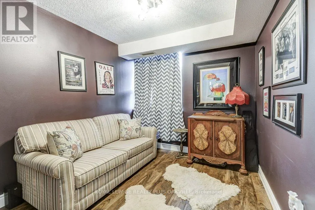 515 - 500 GREEN ROAD