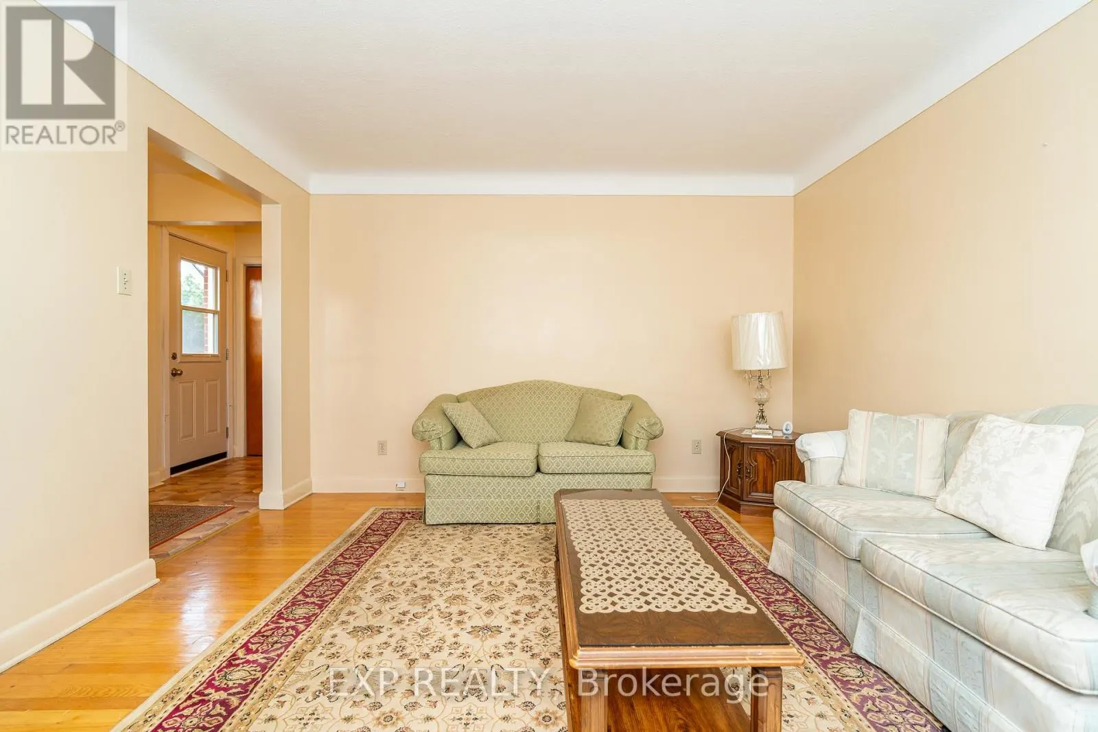 1008 RIDDELL AVENUE S