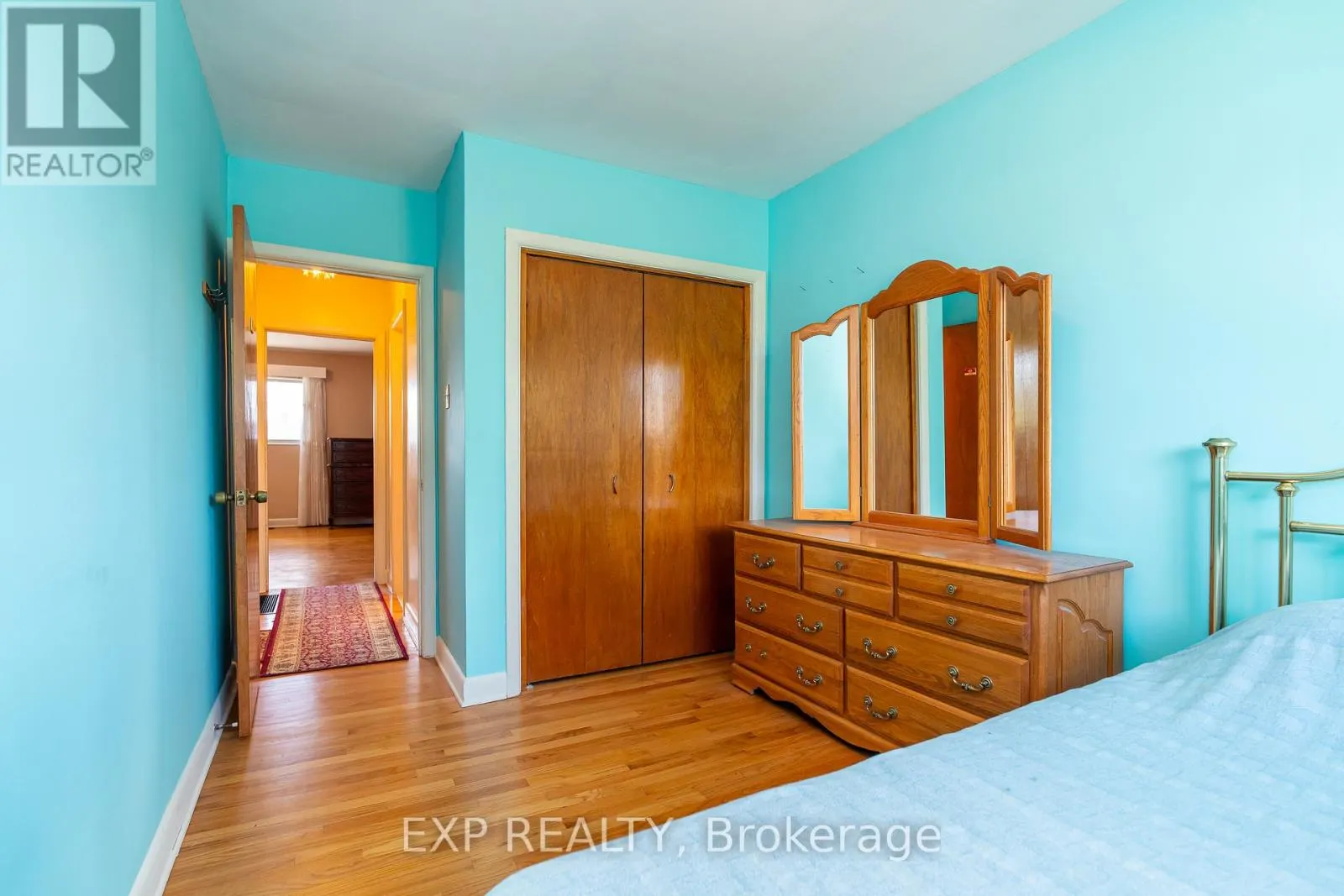 1008 RIDDELL AVENUE S