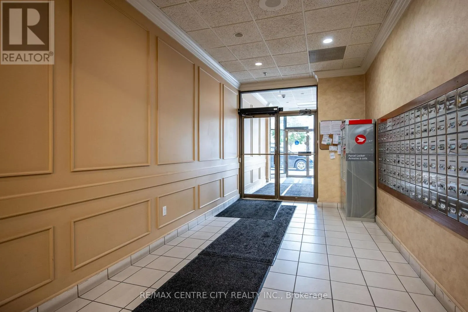 2108 - 389 DUNDAS STREET E, #2108