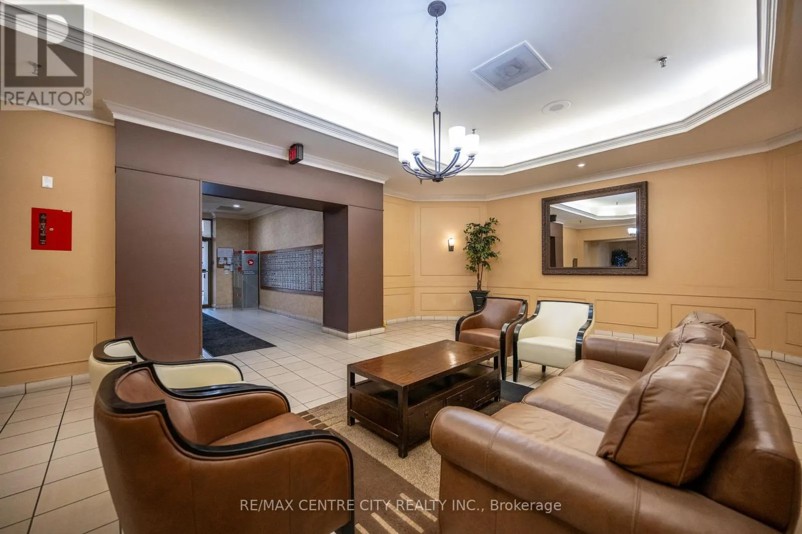 2108 - 389 DUNDAS STREET E, #2108