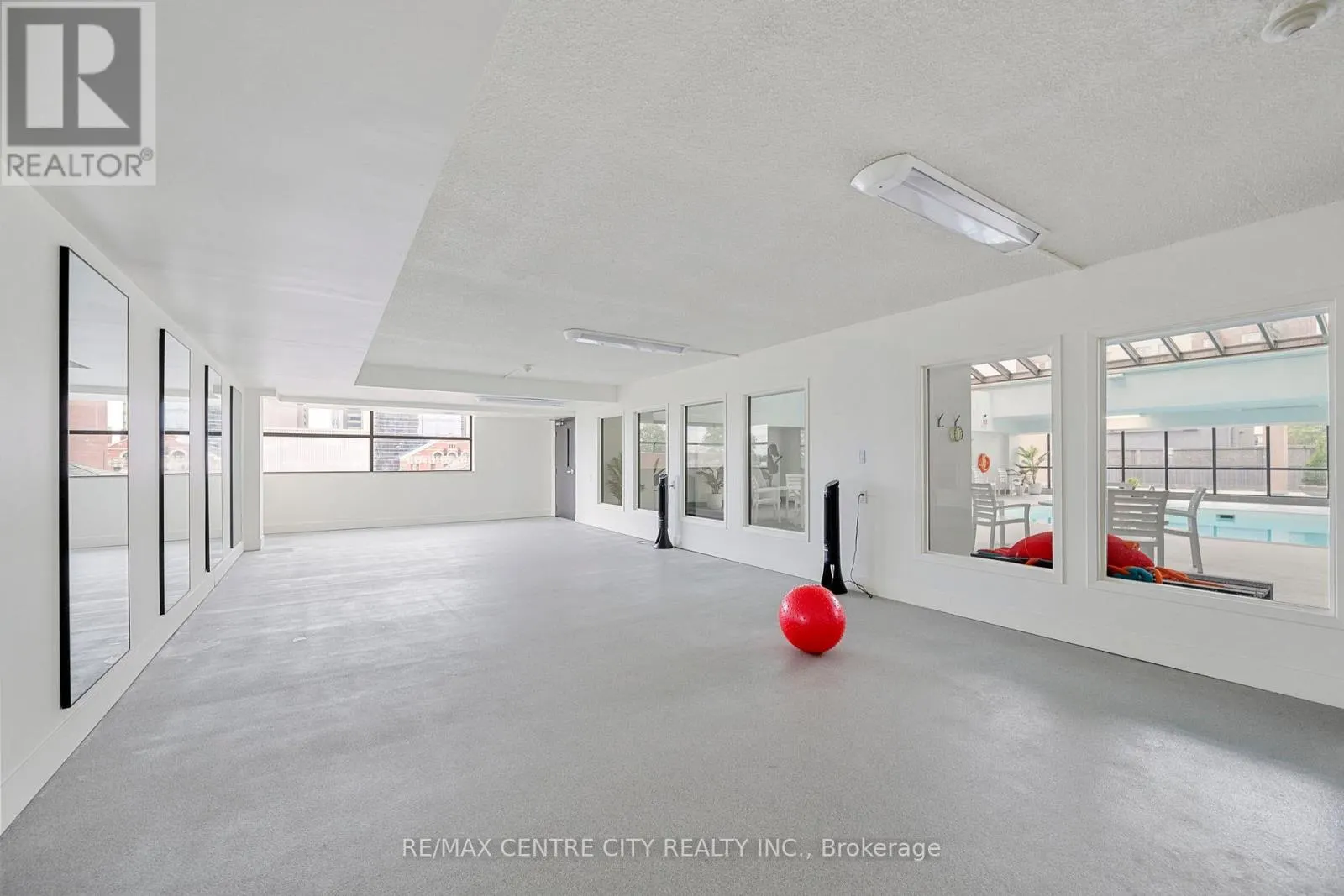 2108 - 389 DUNDAS STREET E, #2108