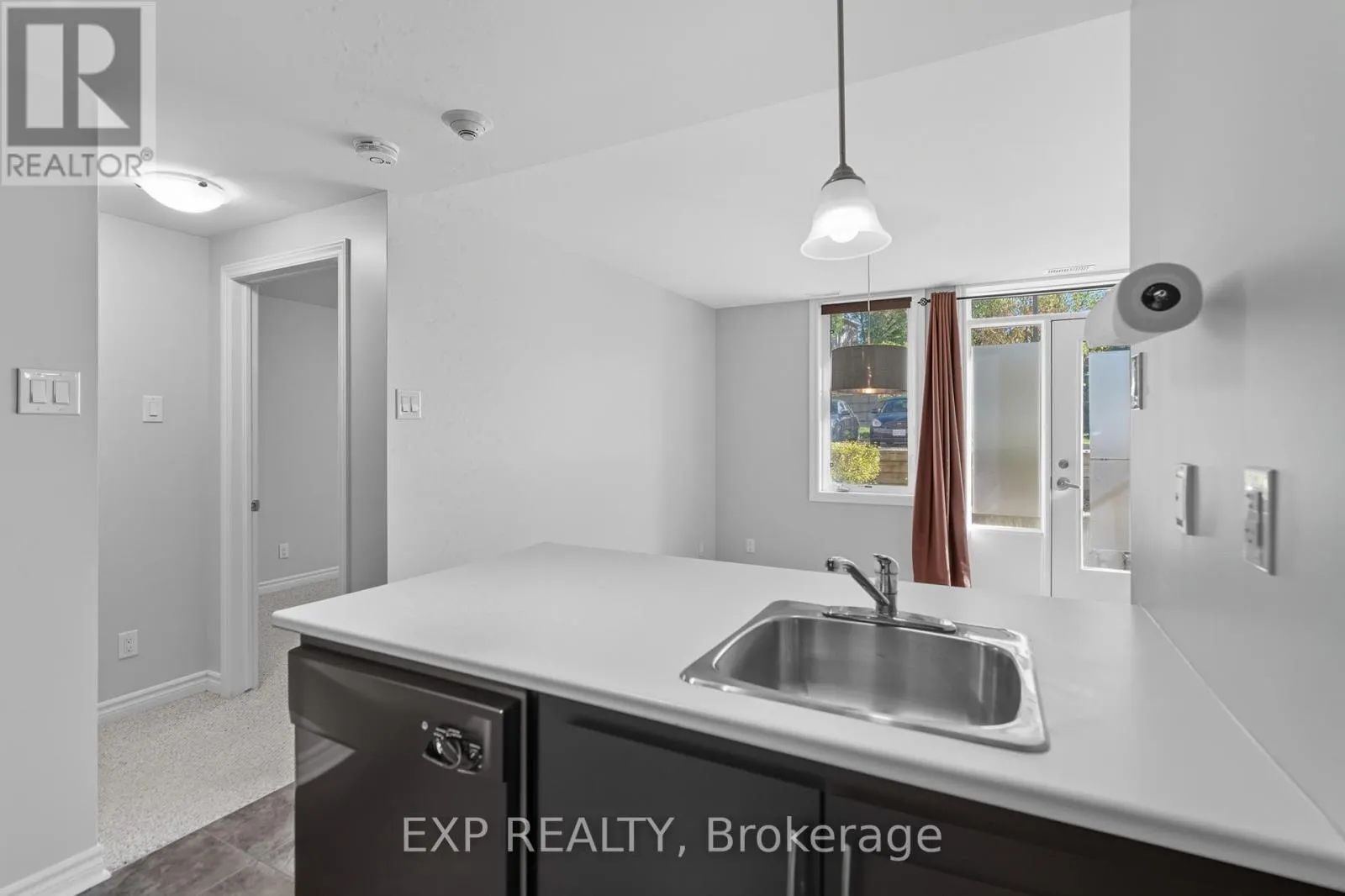 A - 330 EVEREST PRIVATE