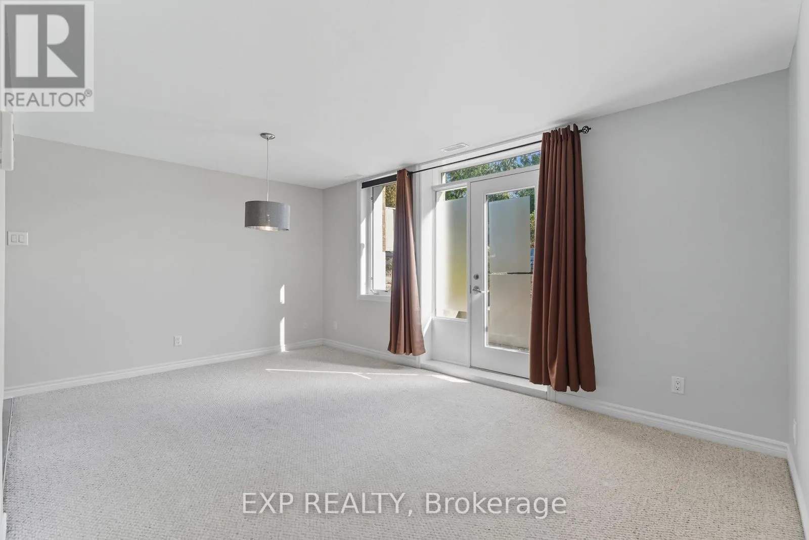 A - 330 EVEREST PRIVATE