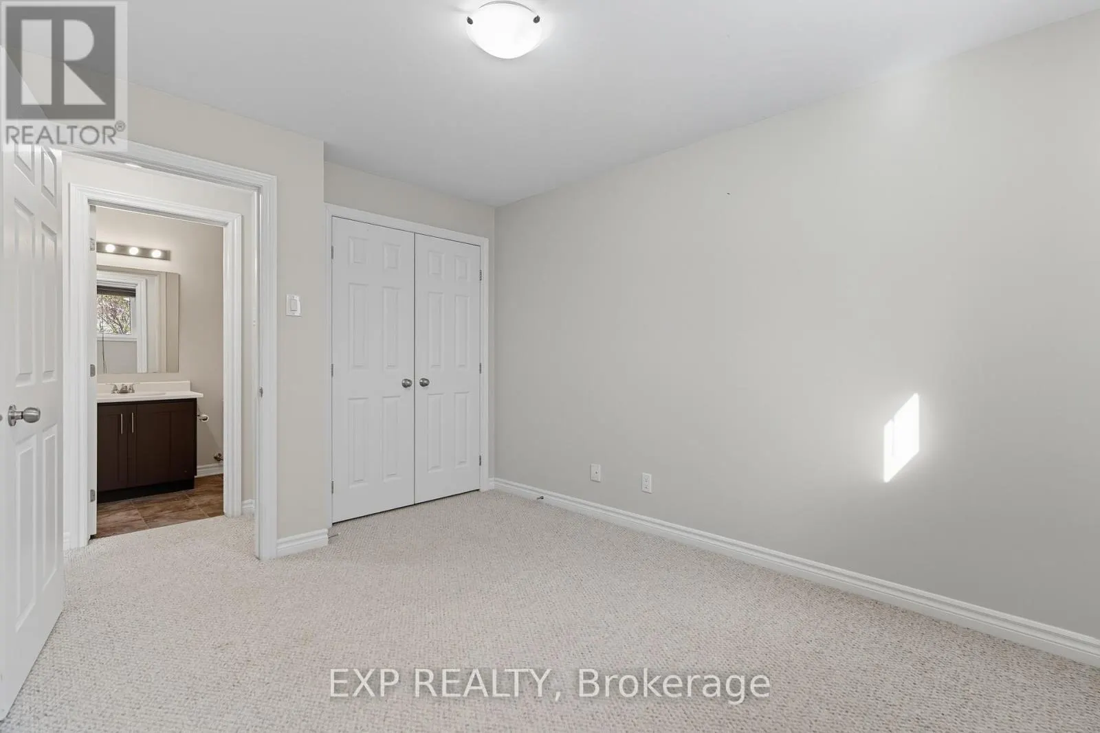 A - 330 EVEREST PRIVATE