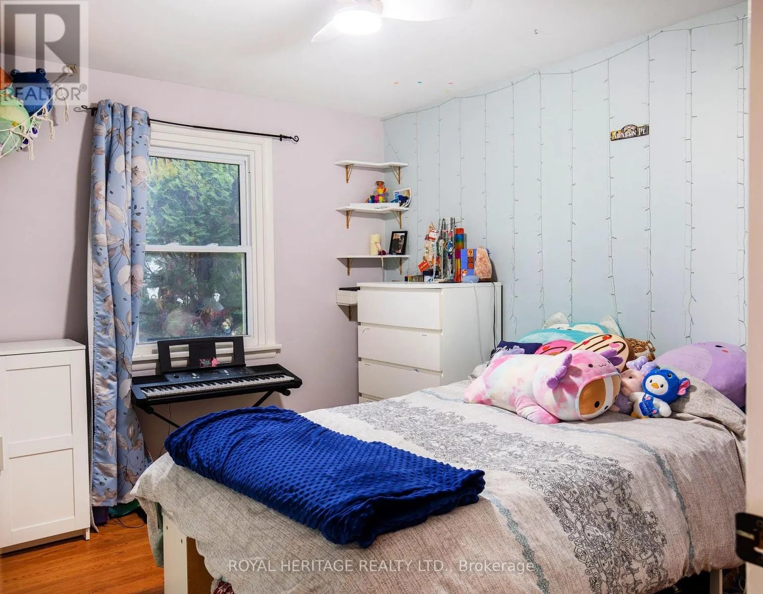 111 ADELAIDE STREET N