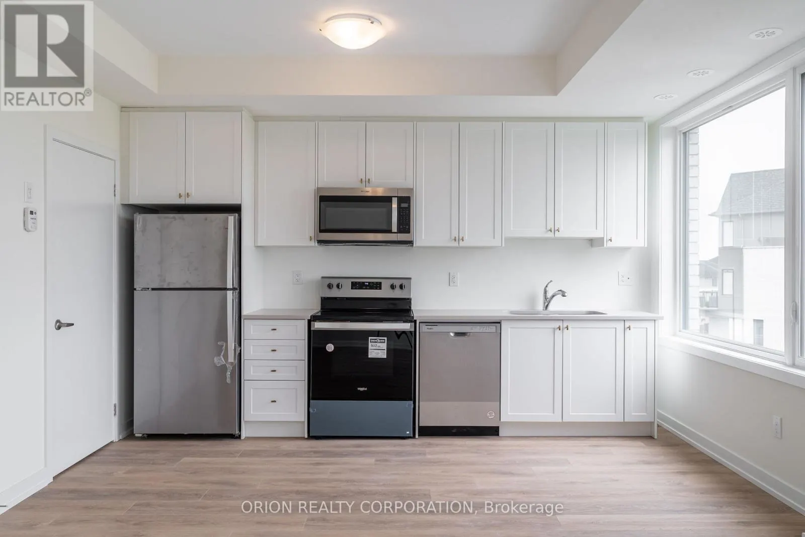 1803 - 160 DENSMORE ROAD