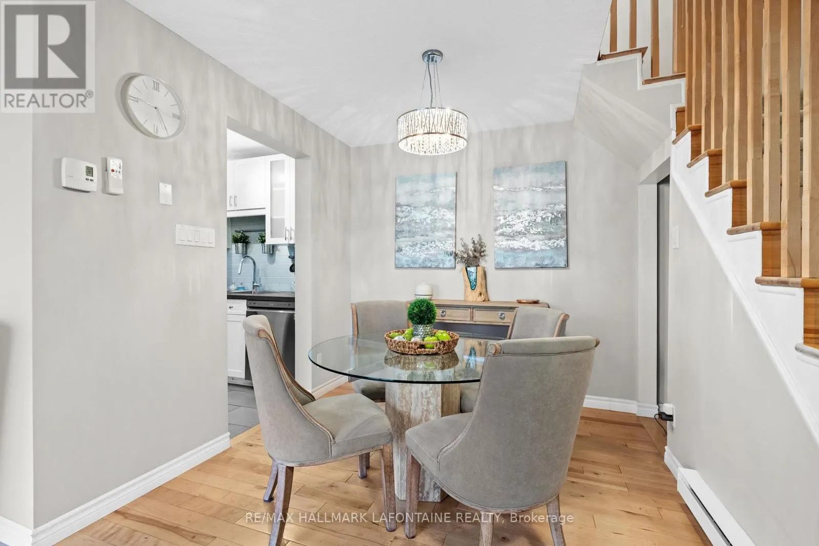 43 - 115 RENOVA PRIVATE