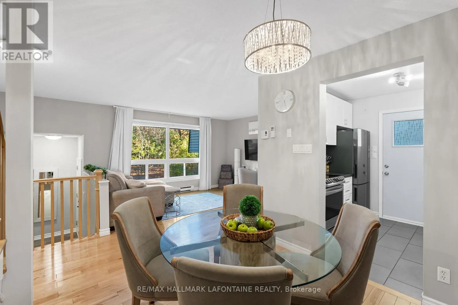 43 - 115 RENOVA PRIVATE