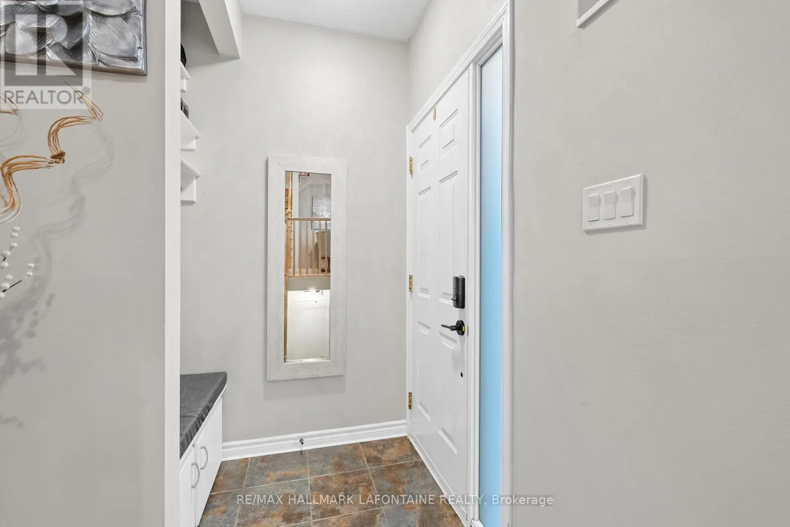 43 - 115 RENOVA PRIVATE