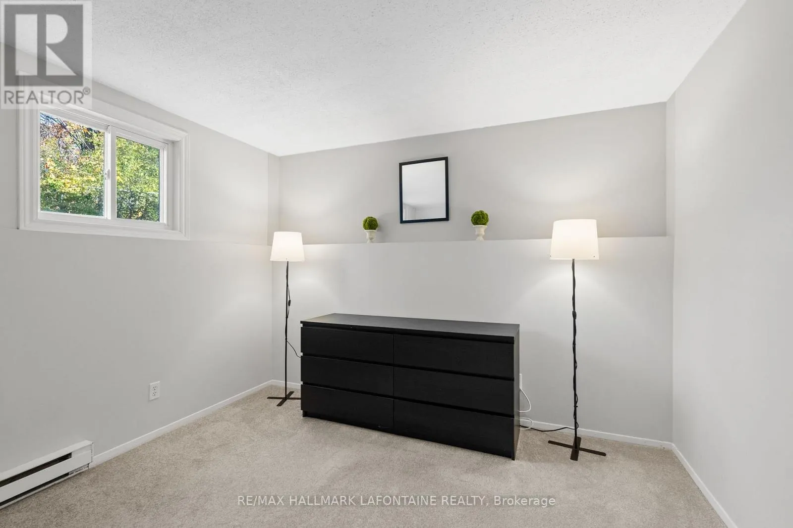 43 - 115 RENOVA PRIVATE