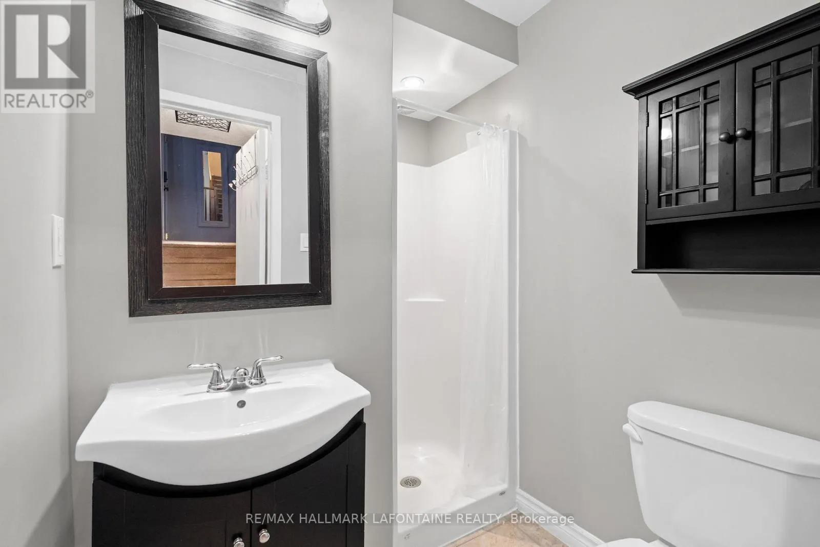 43 - 115 RENOVA PRIVATE