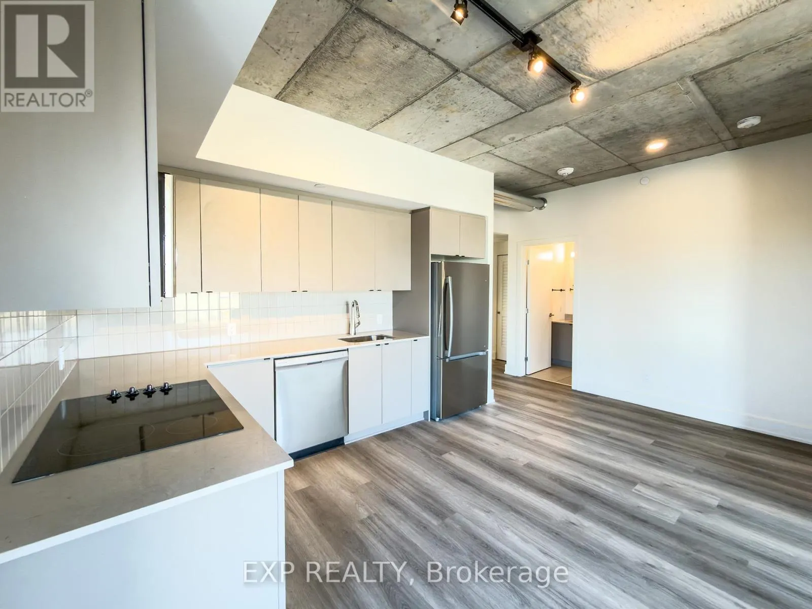 510 - 770 SOMERSET STREET W