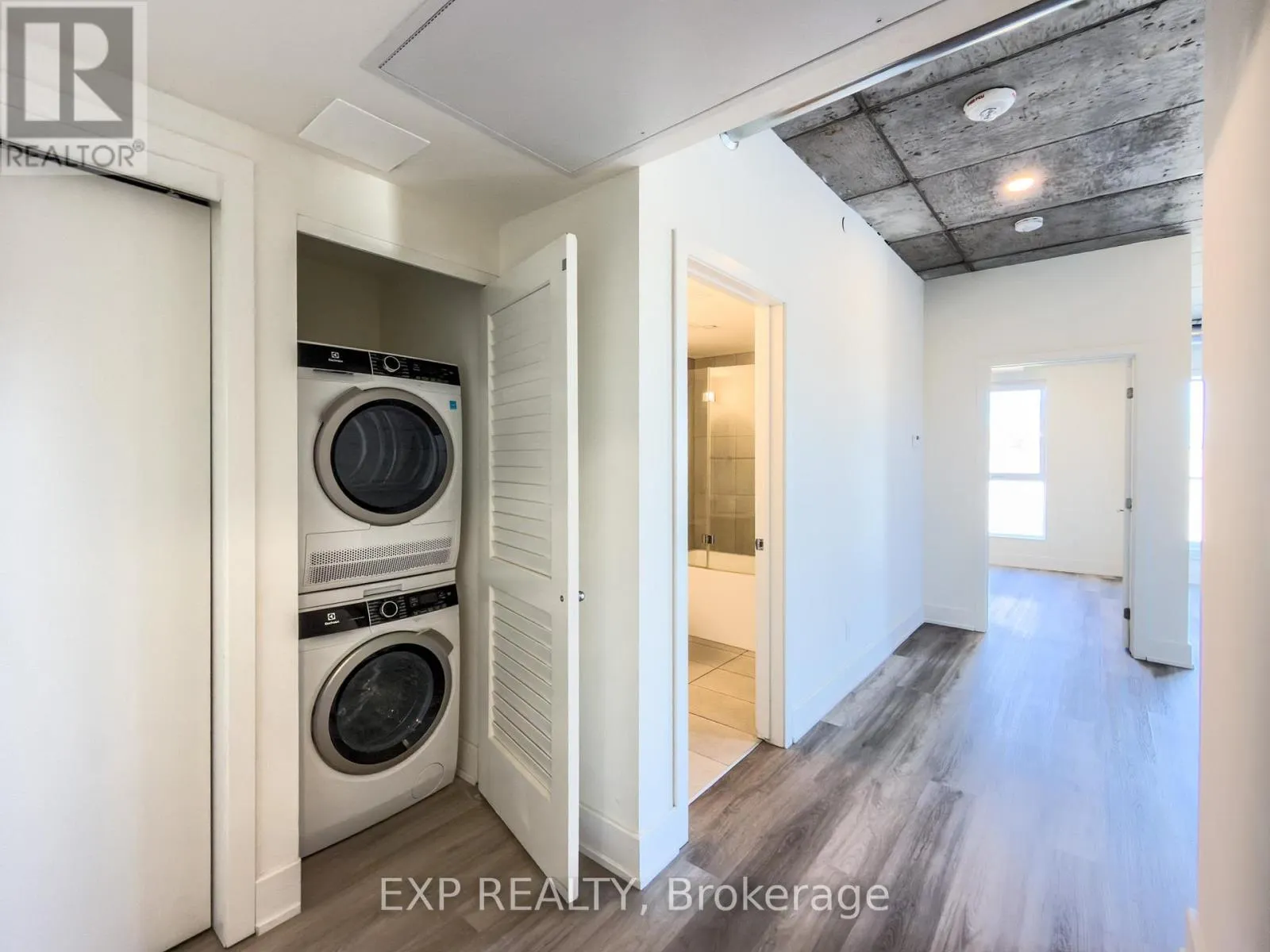 510 - 770 SOMERSET STREET W