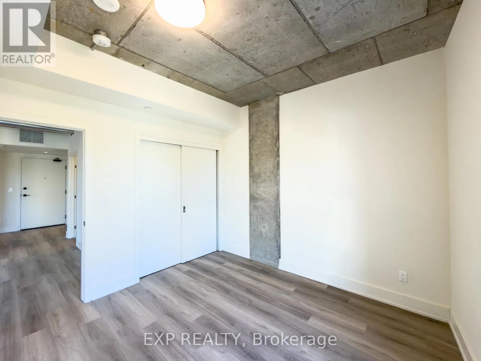 510 - 770 SOMERSET STREET W