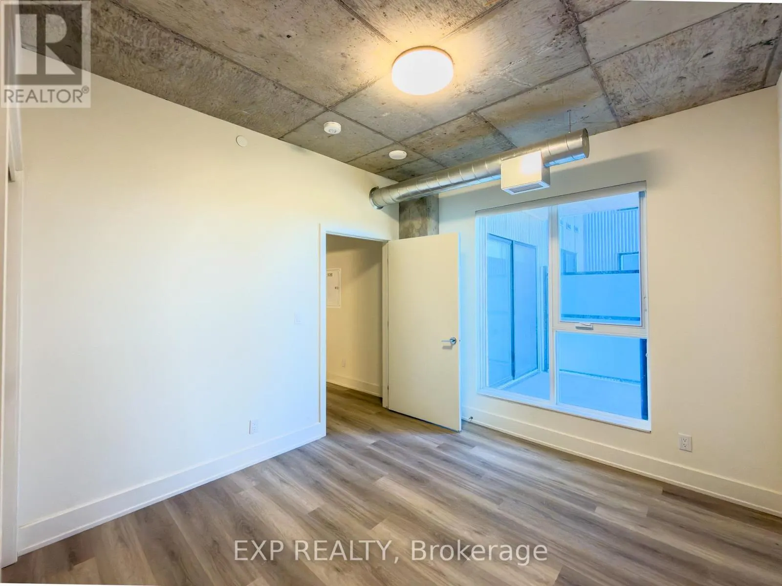 514 - 770 SOMERSET STREET W