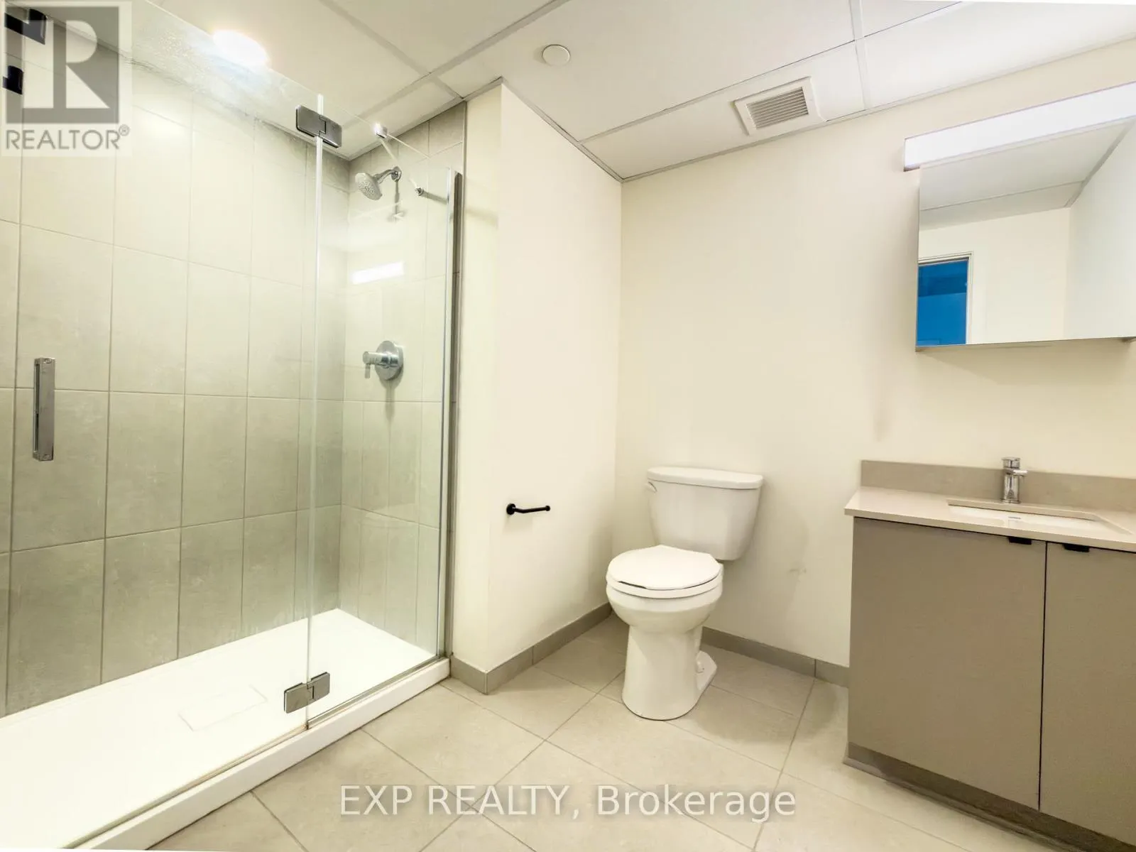 514 - 770 SOMERSET STREET W