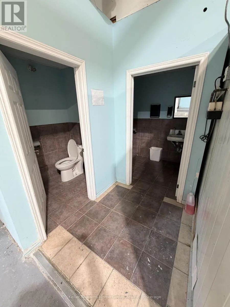 7,8,9 - 340 WOODLAWN ROAD W, #7,8,9