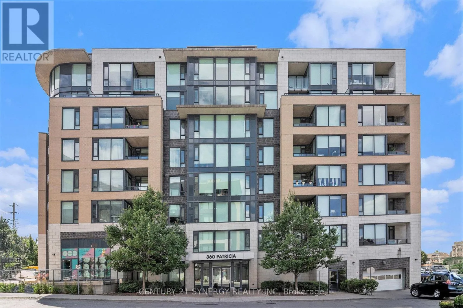 607 - 360 PATRICIA AVENUE