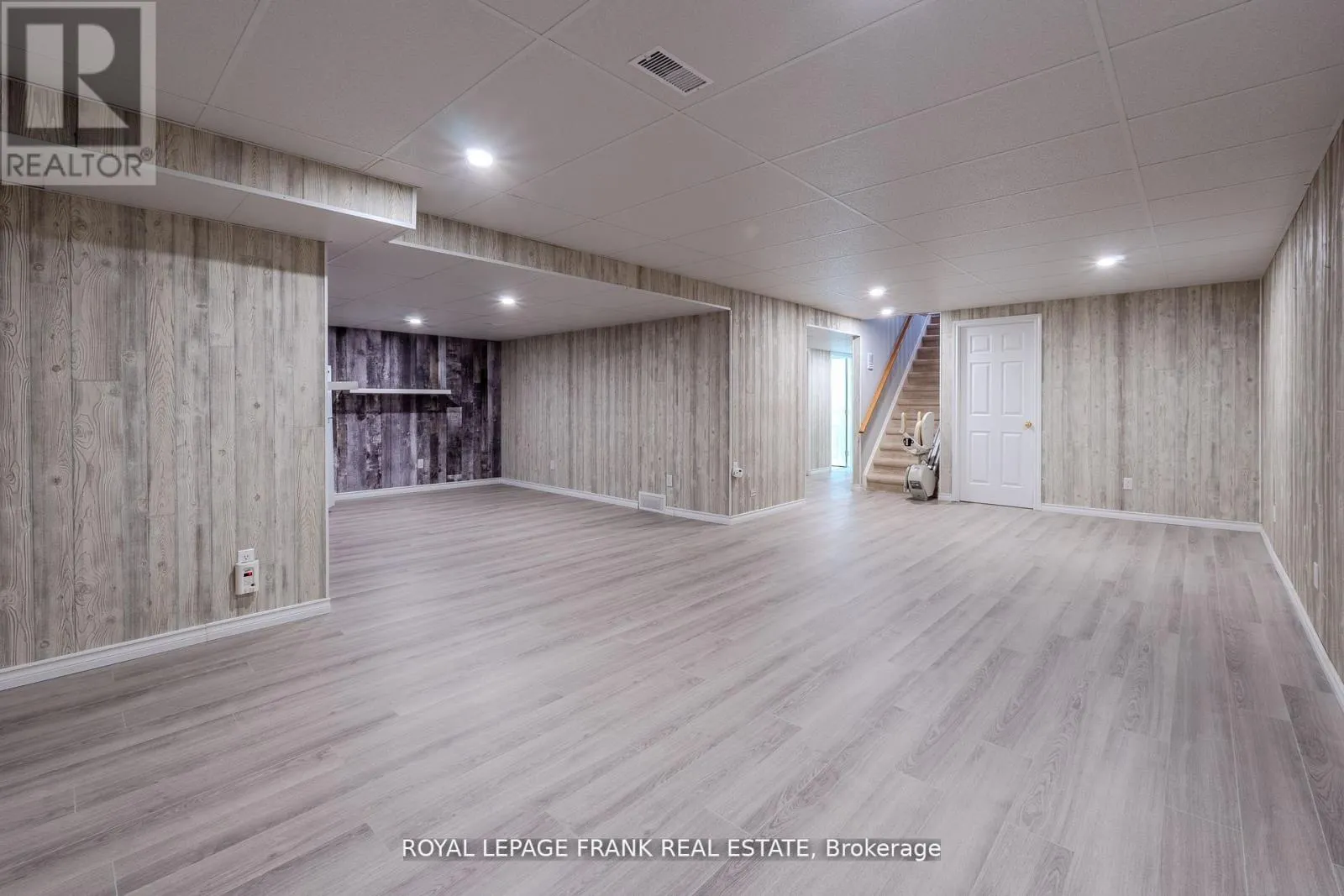 16 - 9 EGLINGTON STREET, #16