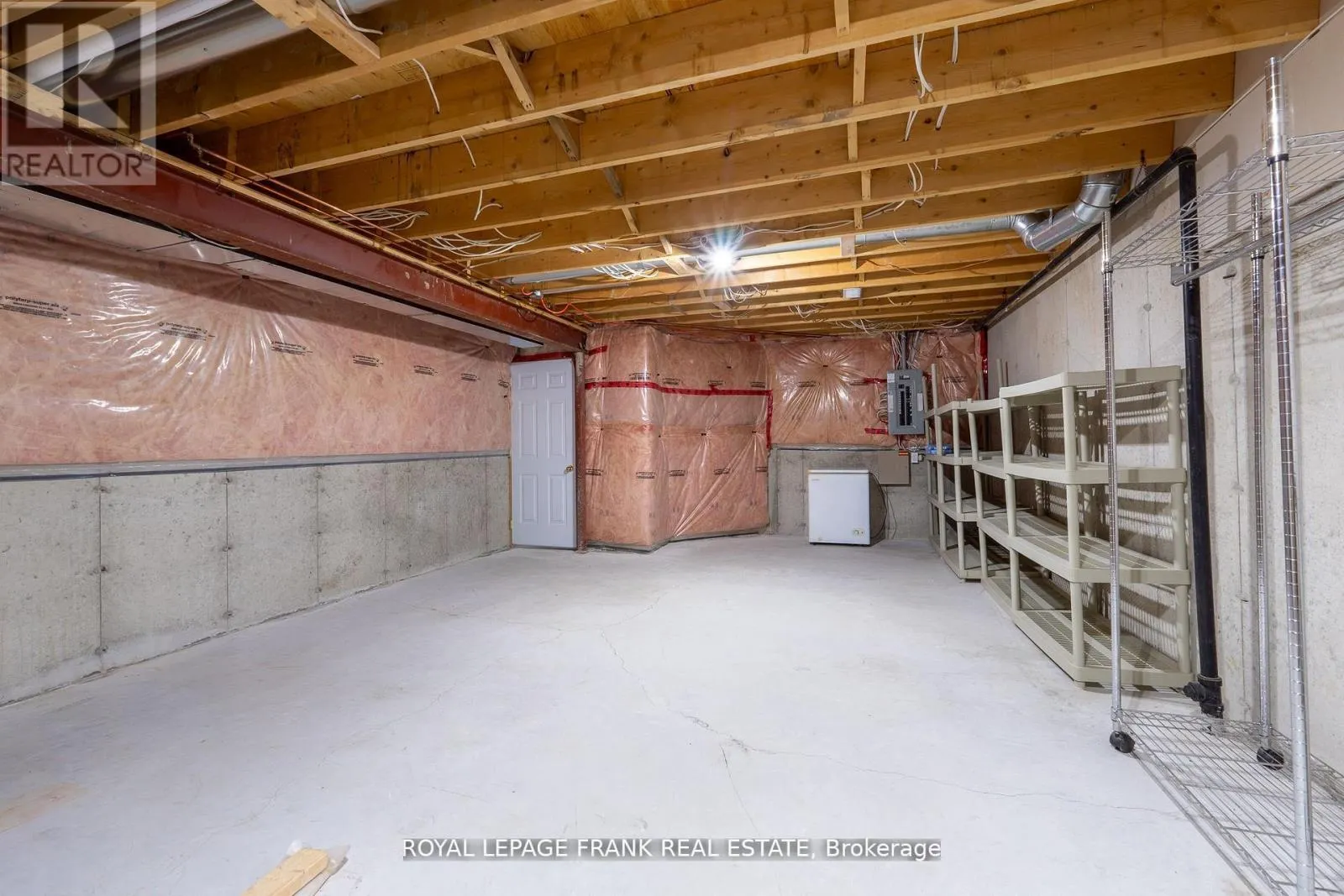 16 - 9 EGLINGTON STREET, #16