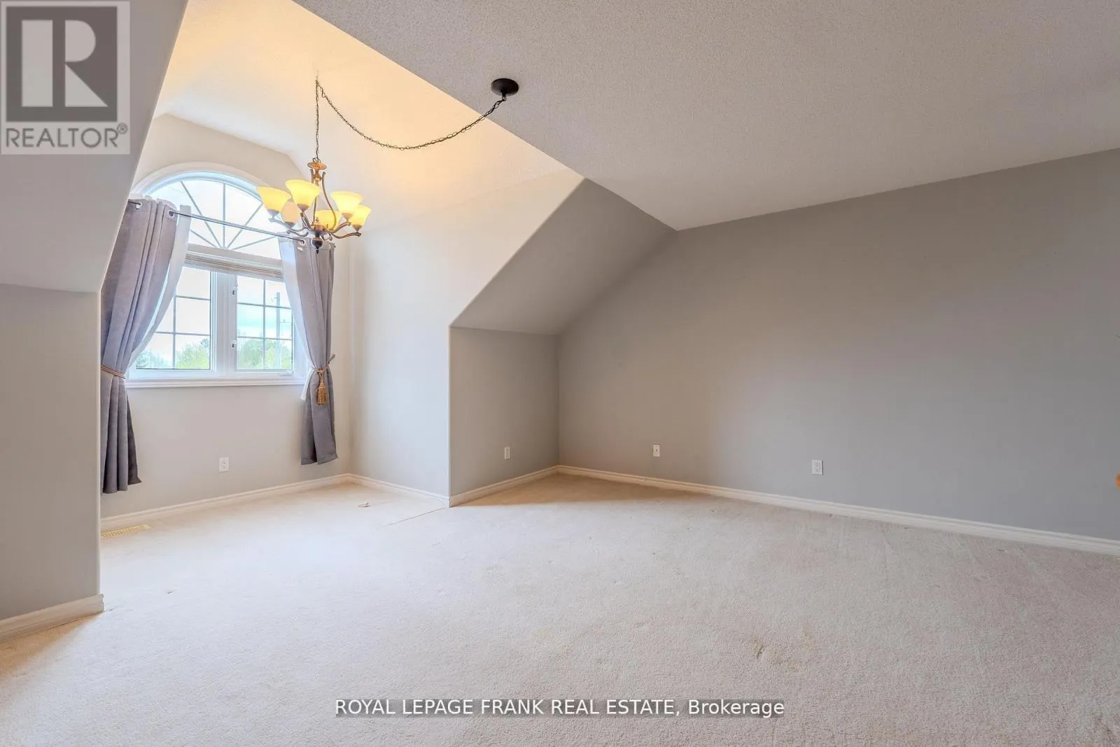 16 - 9 EGLINGTON STREET, #16