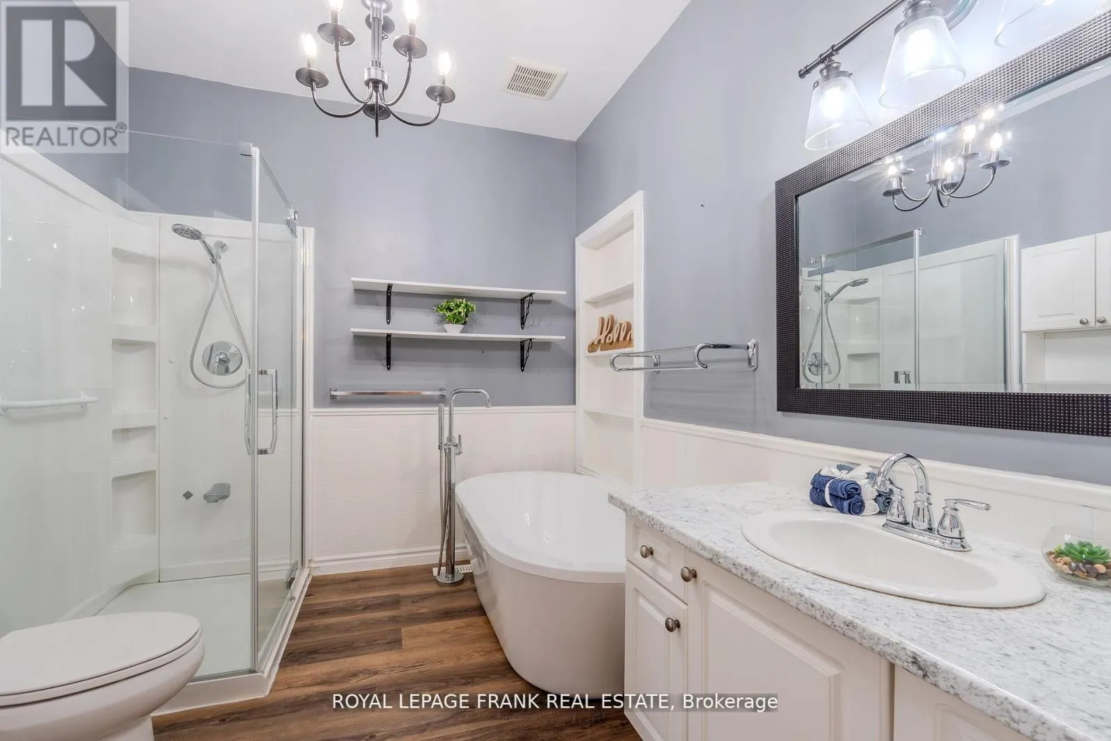 16 - 9 EGLINGTON STREET, #16