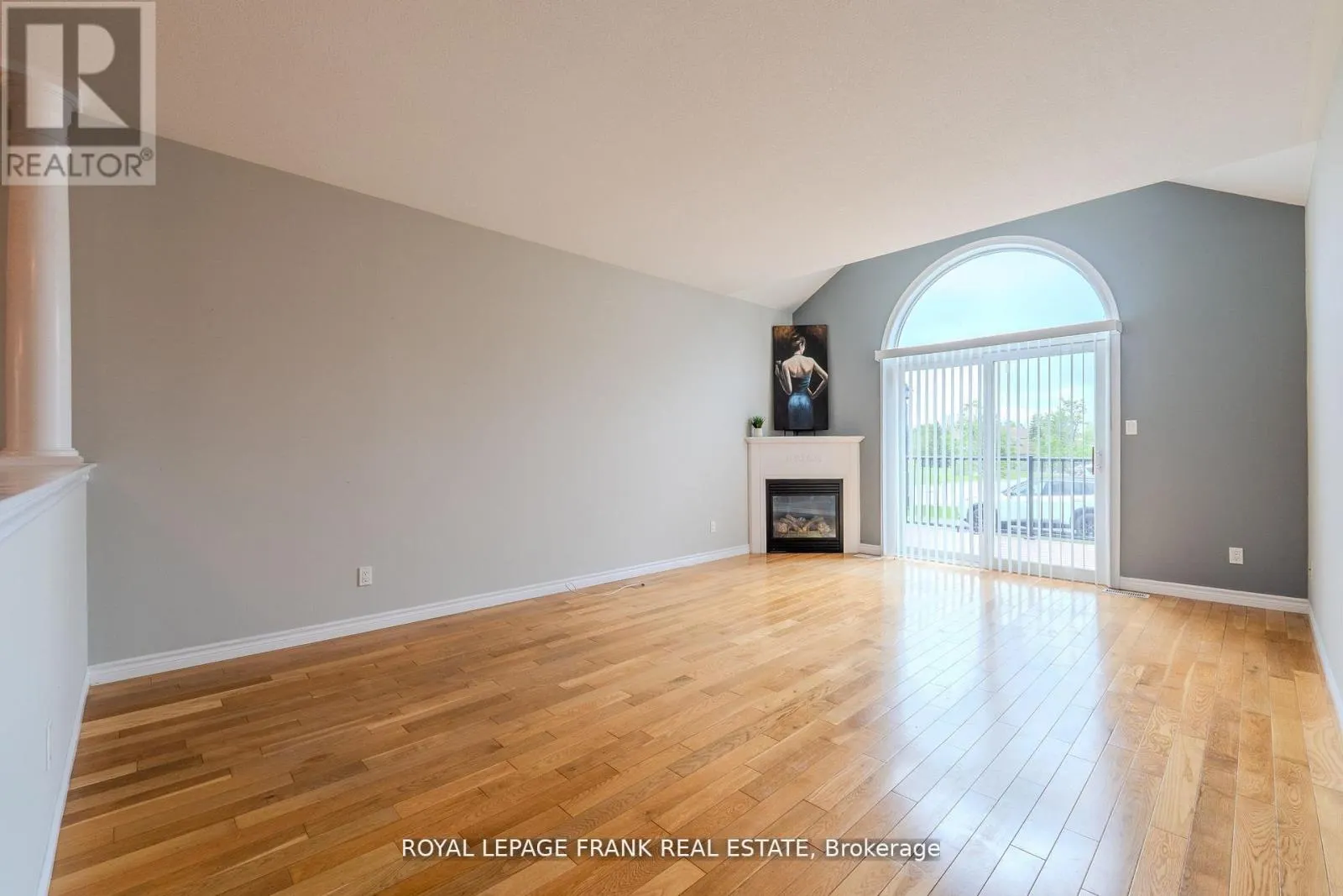 16 - 9 EGLINGTON STREET, #16