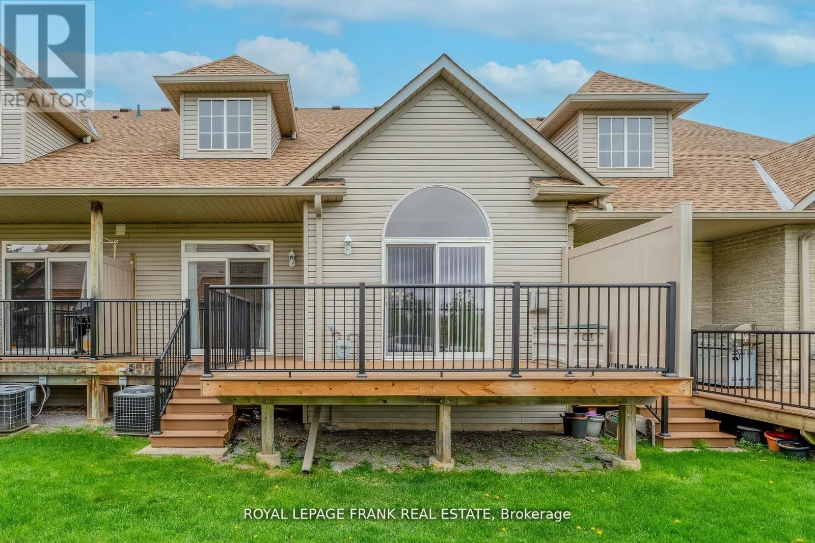 16 - 9 EGLINGTON STREET, #16