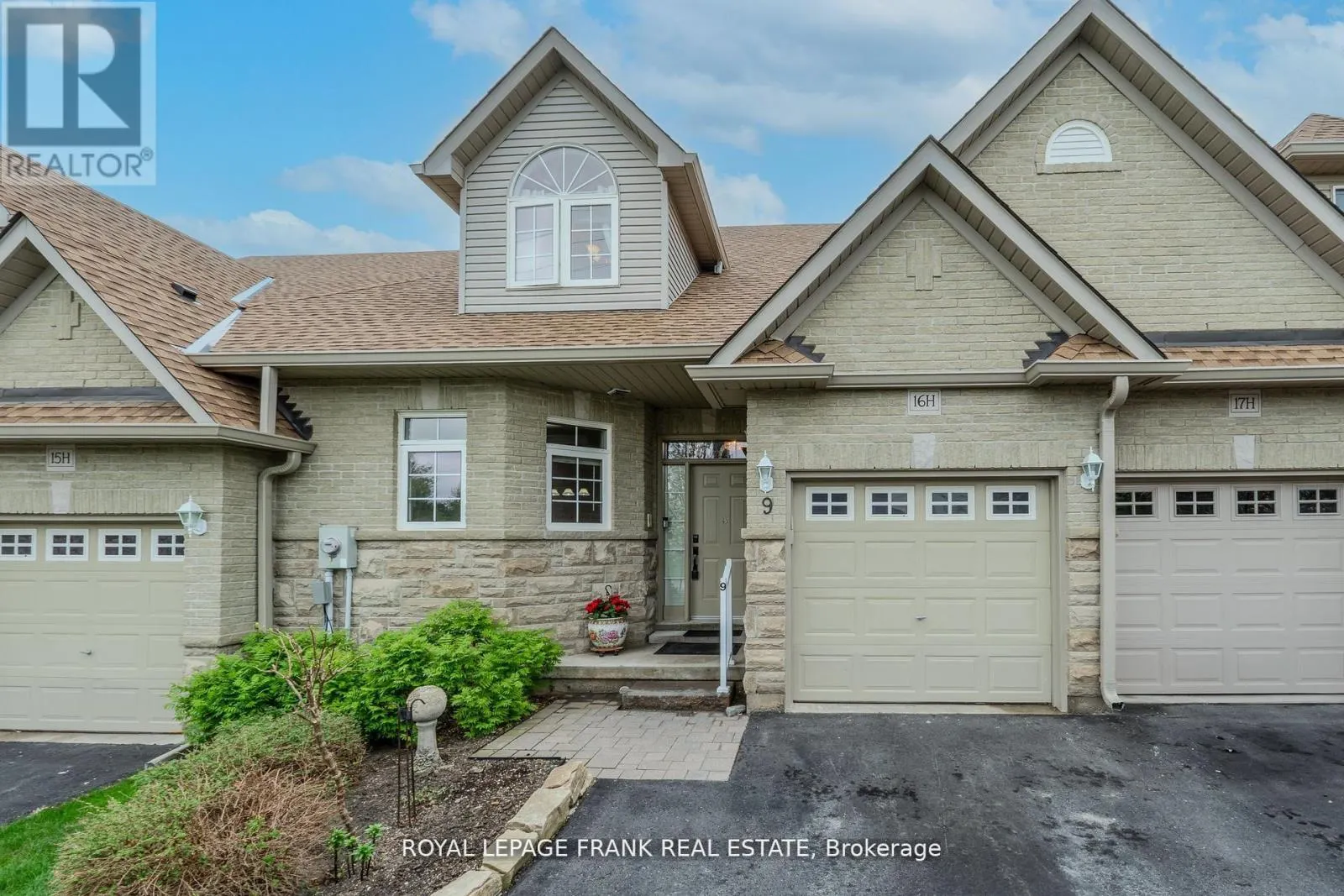 16 - 9 EGLINGTON STREET, #16