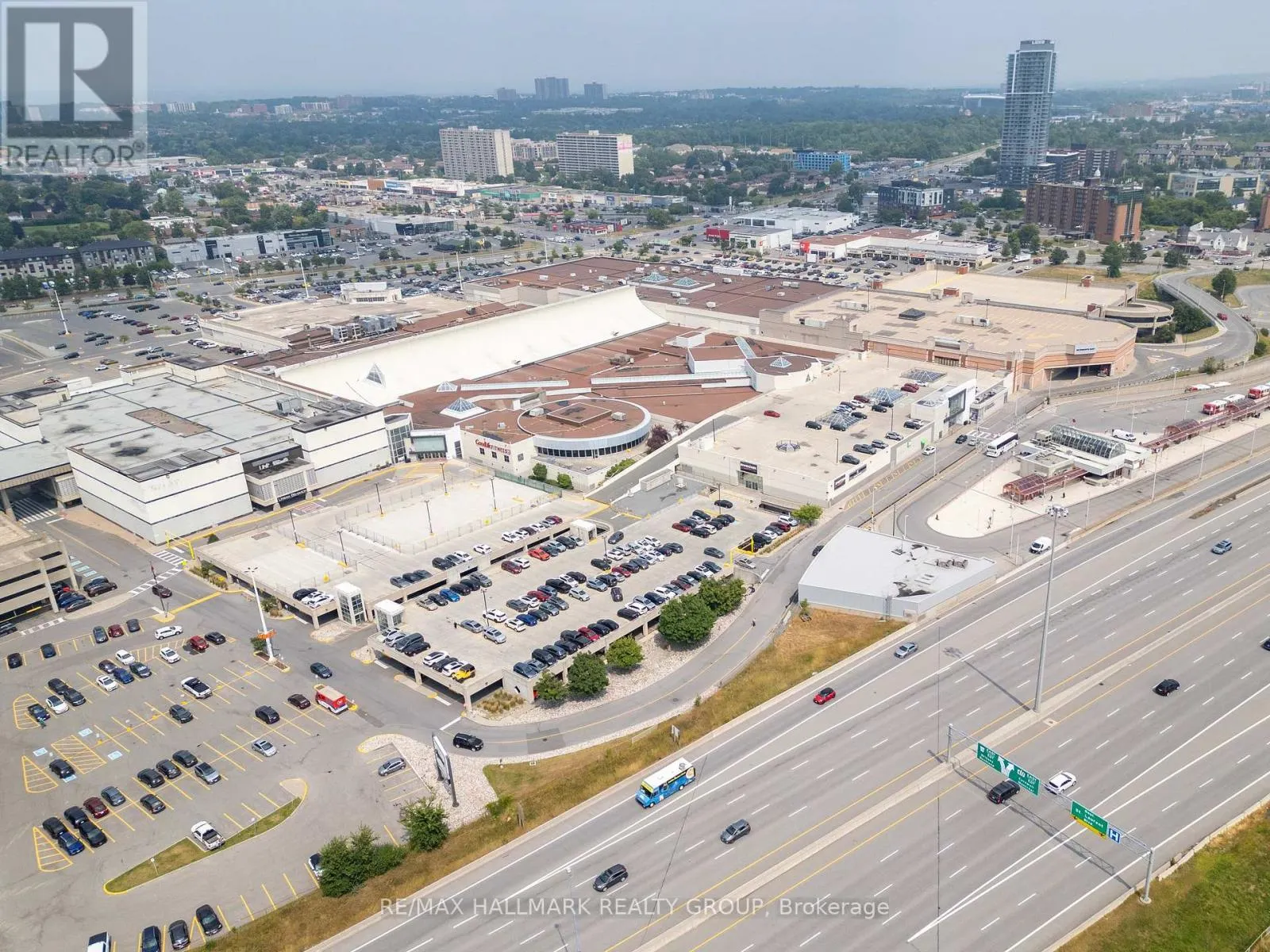 UNIT 609 - 1200 ST. LAURENT BOULEVARD