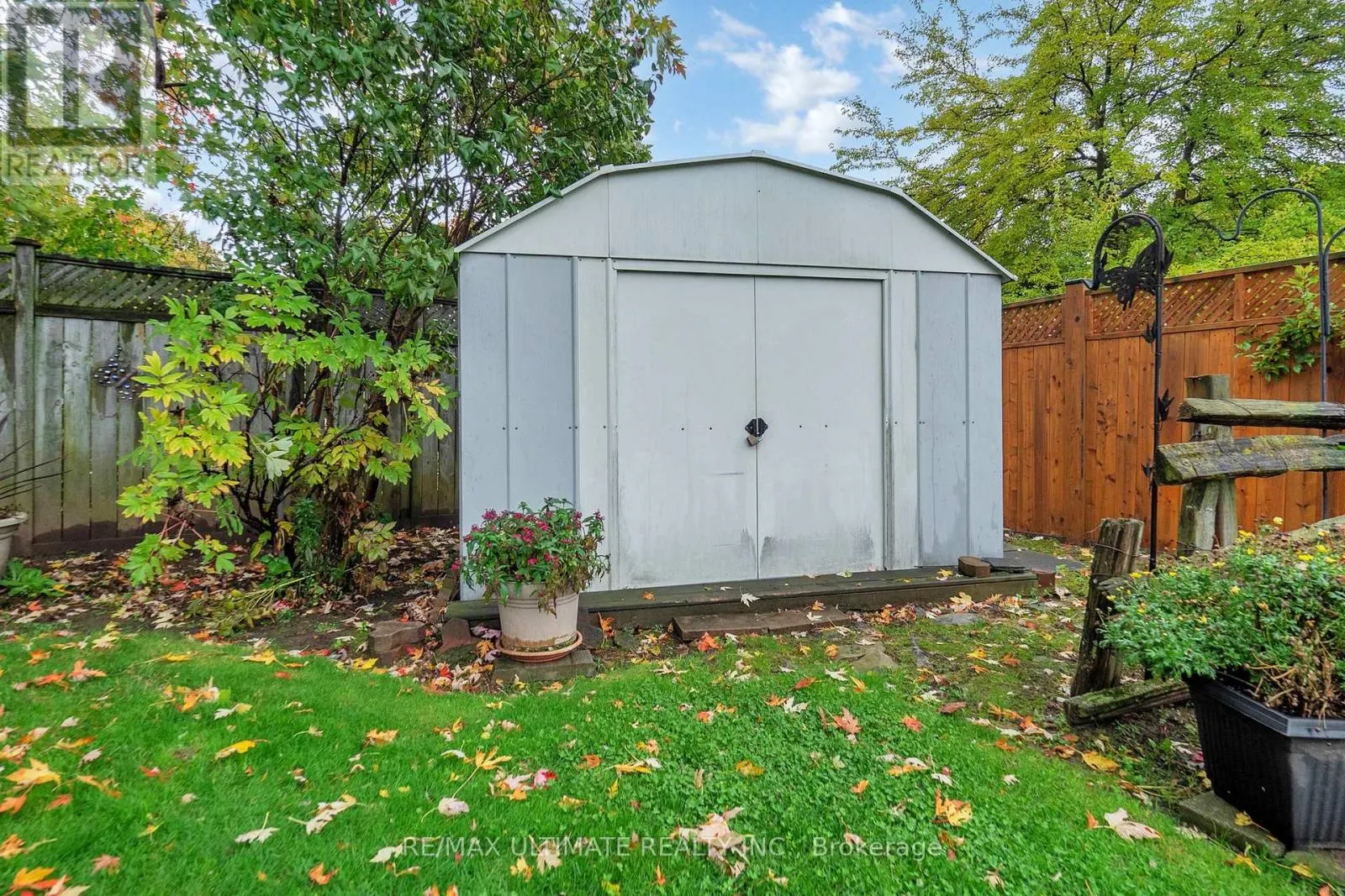 GEB - 96 LAKESHORE ROAD