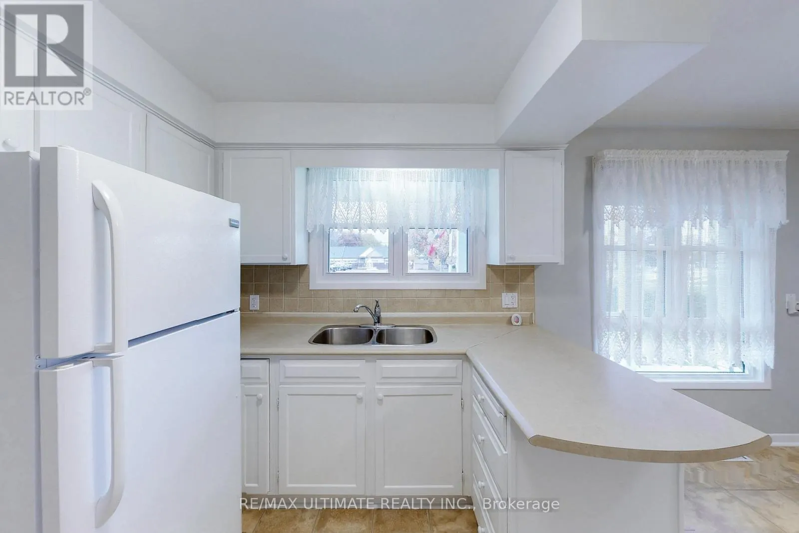 GEB - 96 LAKESHORE ROAD