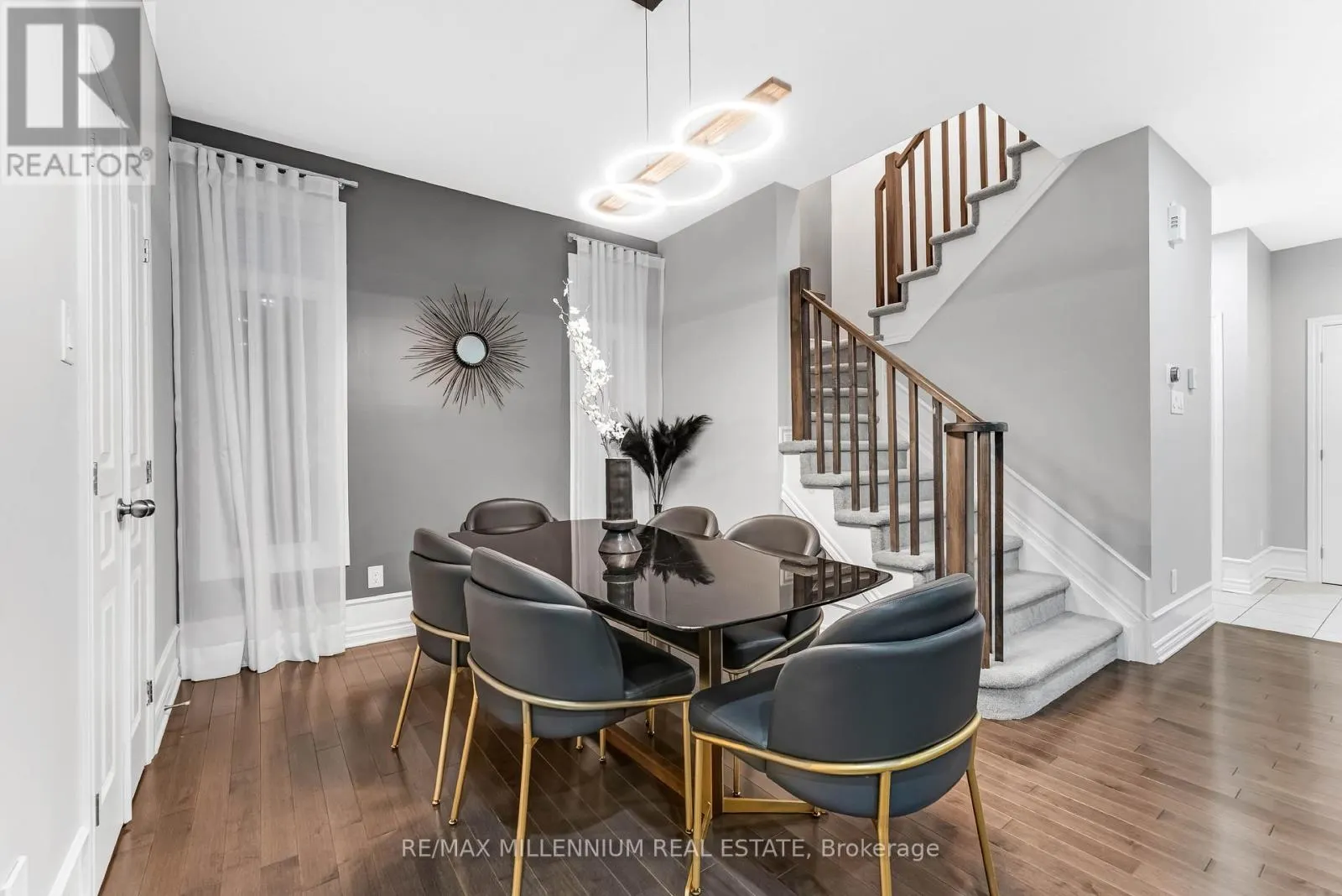 327 BALLINVILLE CIRCLE