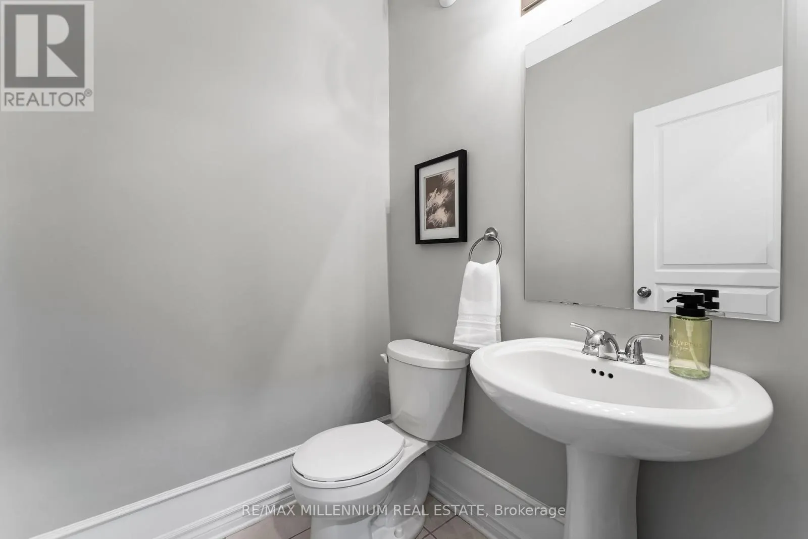 327 BALLINVILLE CIRCLE