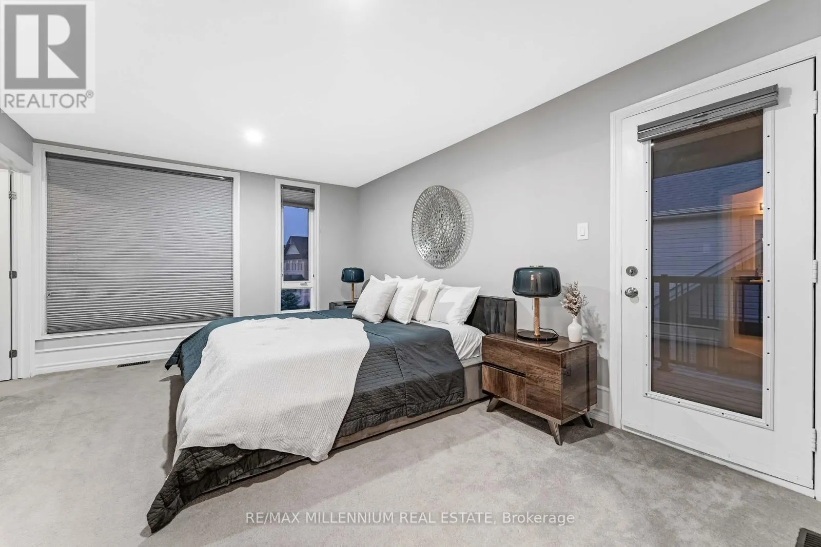 327 BALLINVILLE CIRCLE