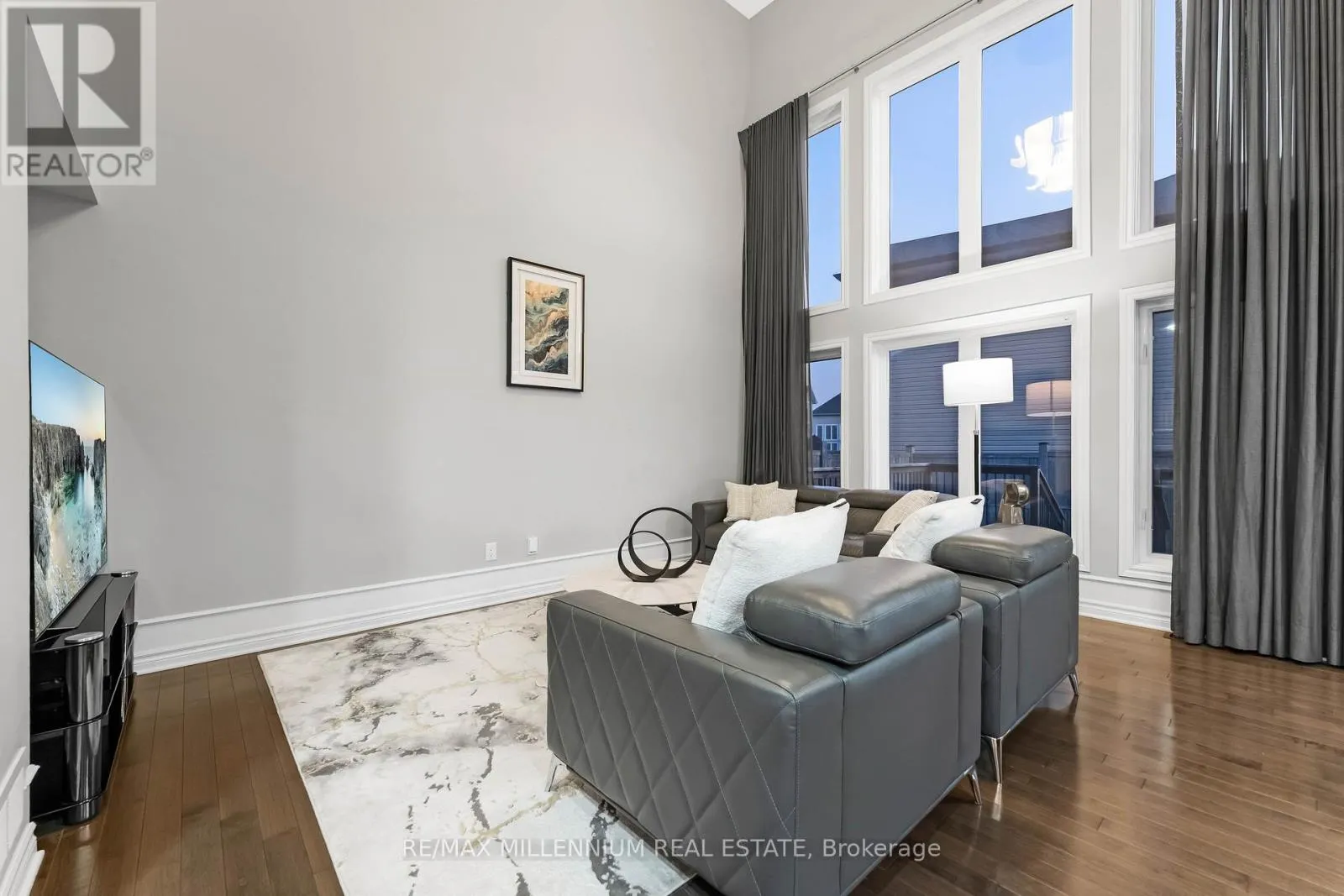 327 BALLINVILLE CIRCLE