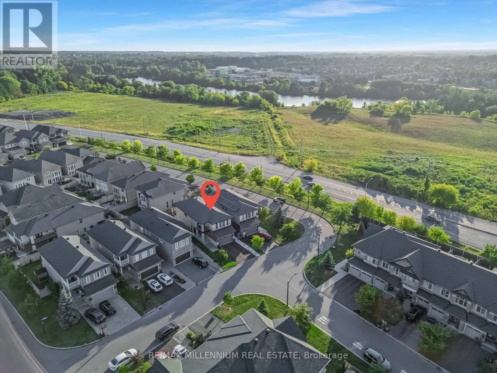 327 BALLINVILLE CIRCLE