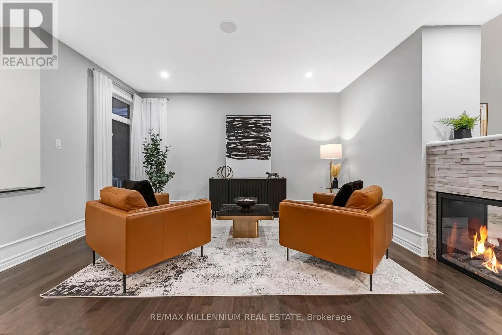 327 BALLINVILLE CIRCLE