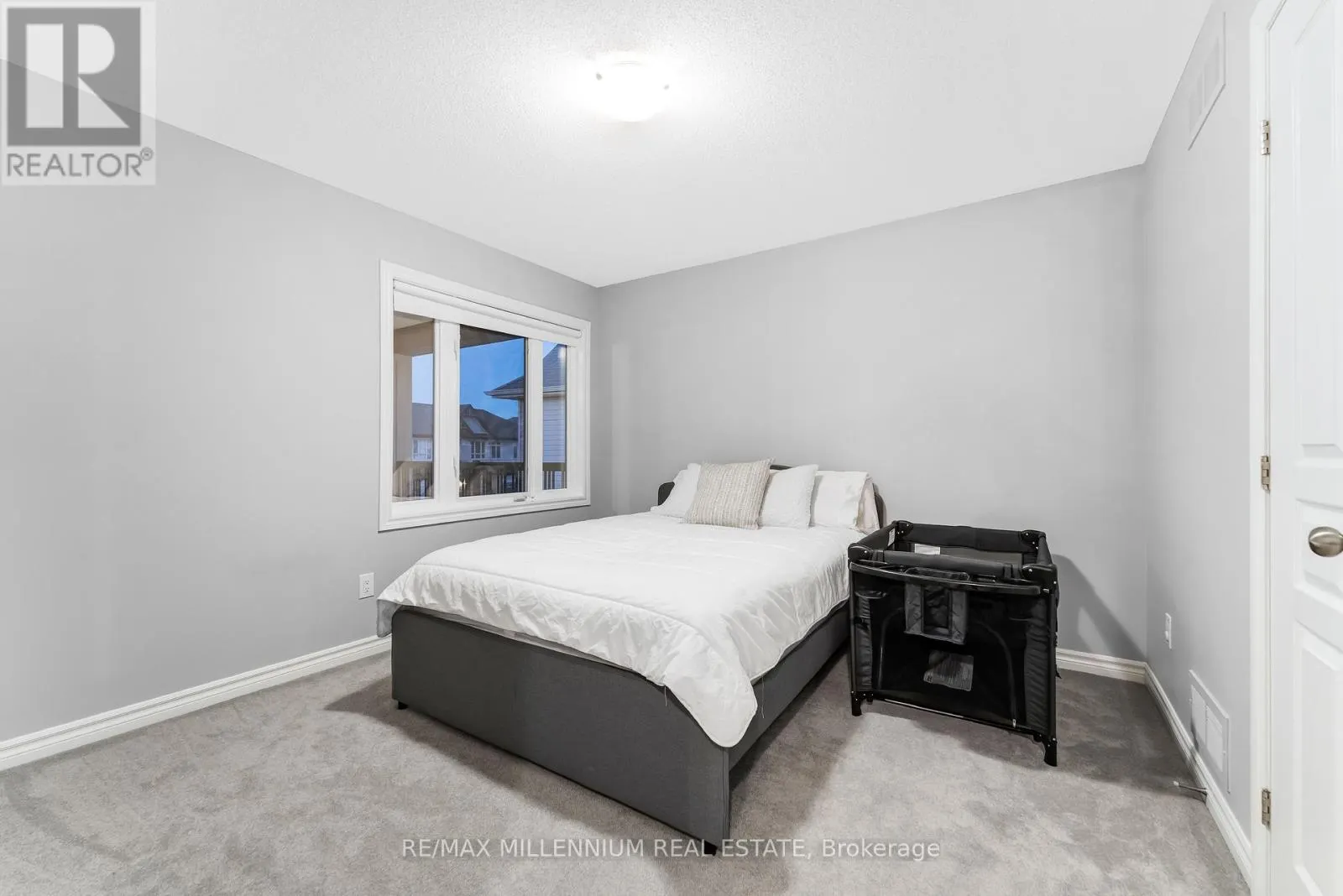 327 BALLINVILLE CIRCLE