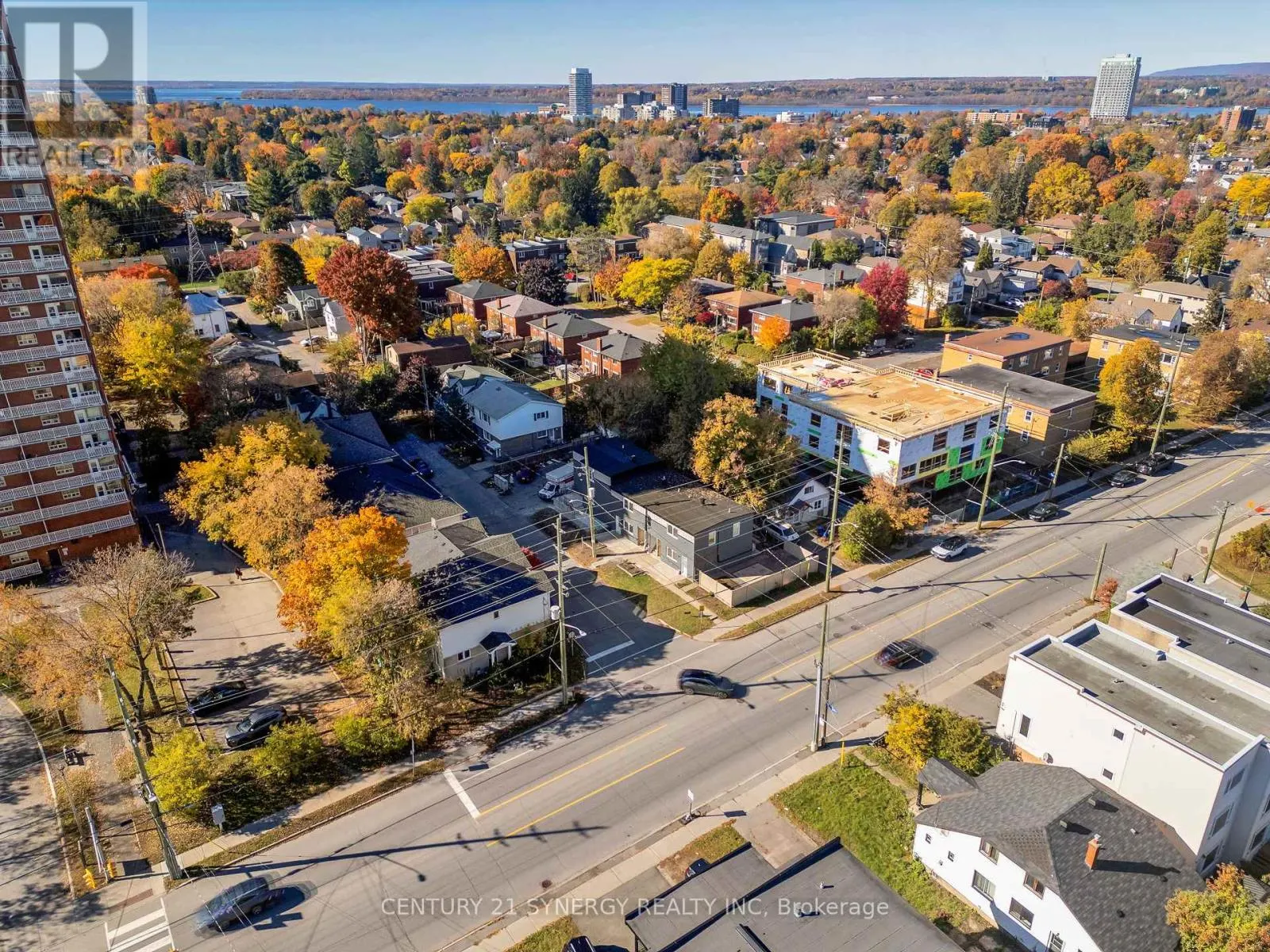 4 - 598 KIRKWOOD AVENUE W