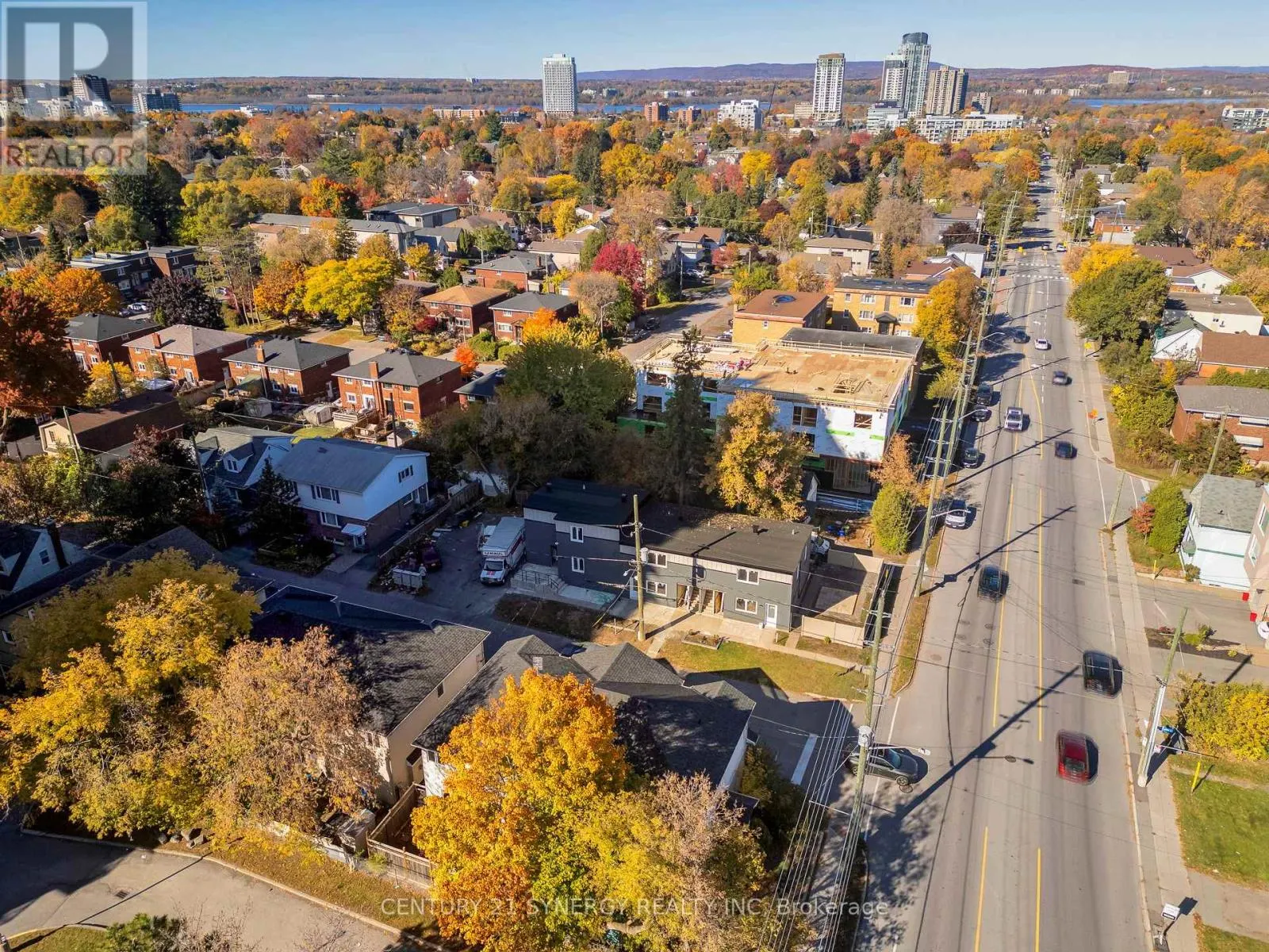 4 - 598 KIRKWOOD AVENUE W