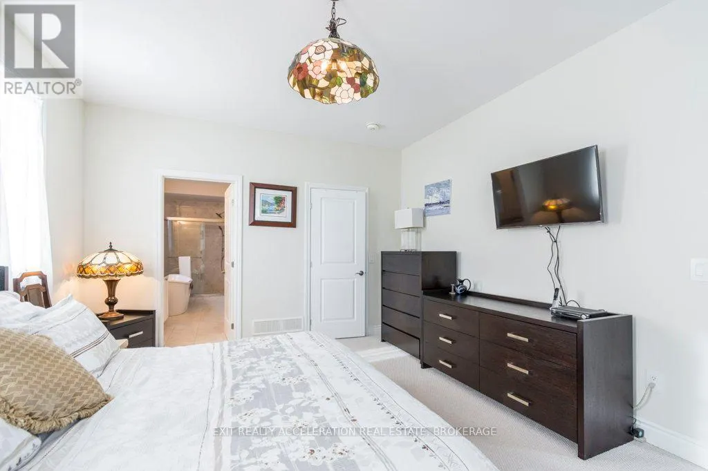 113 COUNTRY CLUB DRIVE