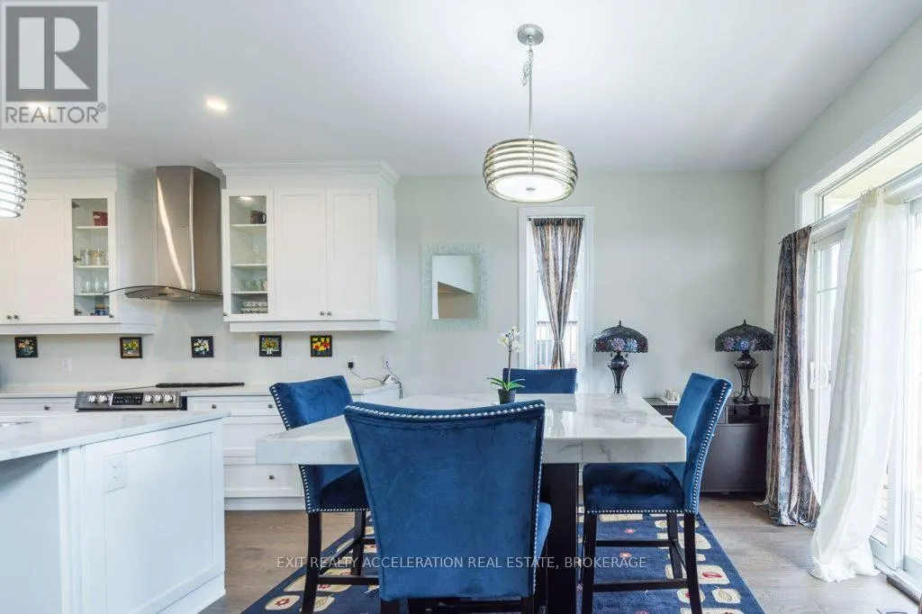 113 COUNTRY CLUB DRIVE