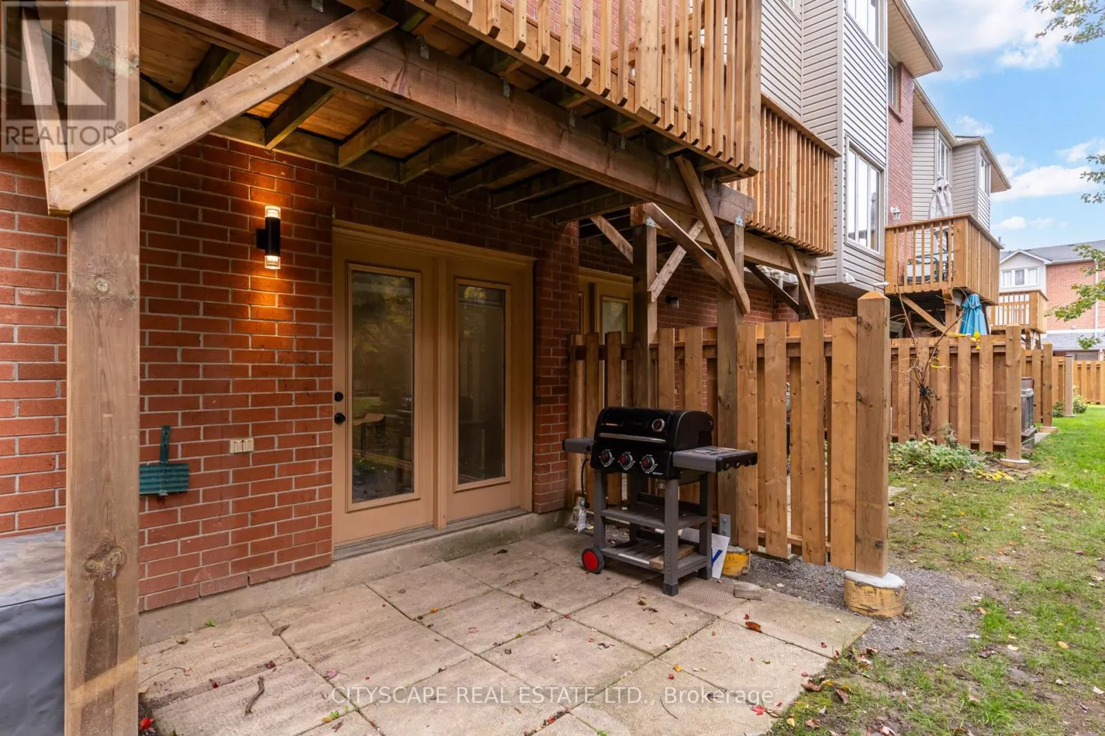 60 - 72 STONE CHURCH ROAD W