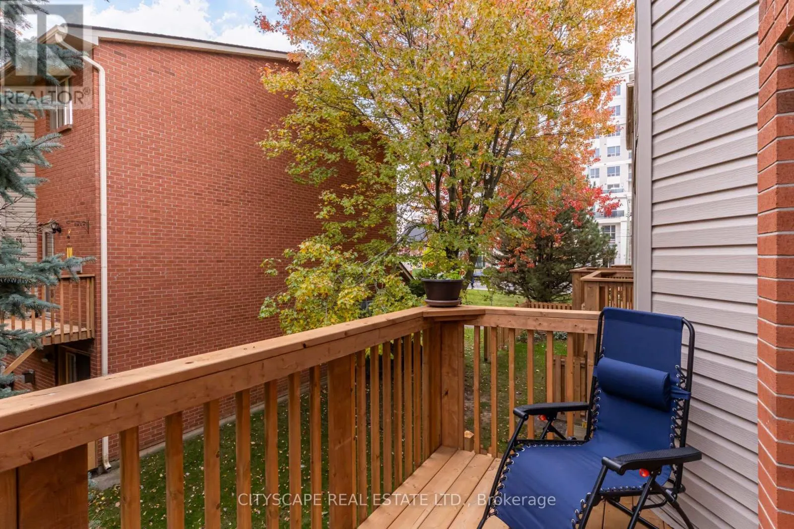 60 - 72 STONE CHURCH ROAD W