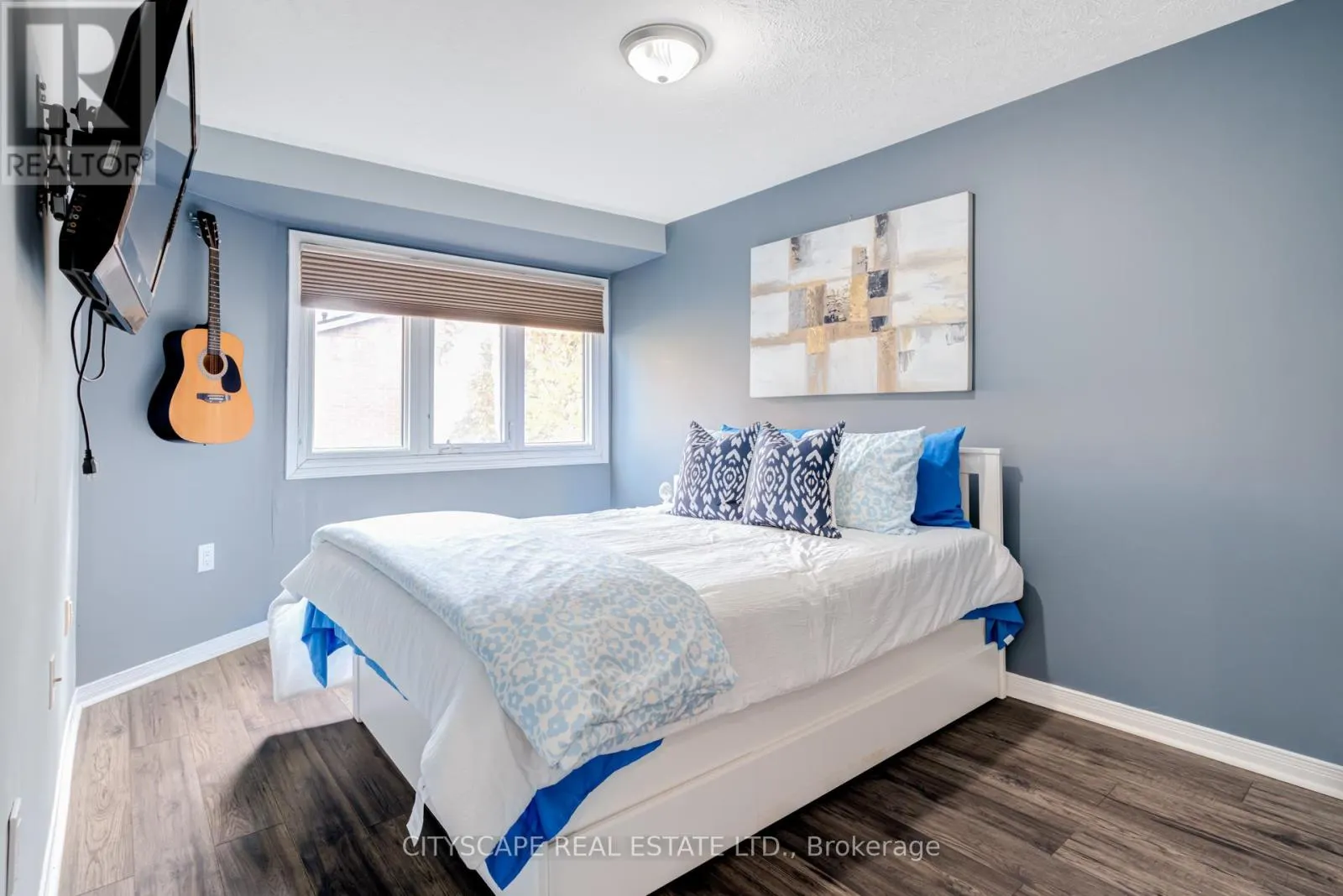 60 - 72 STONE CHURCH ROAD W