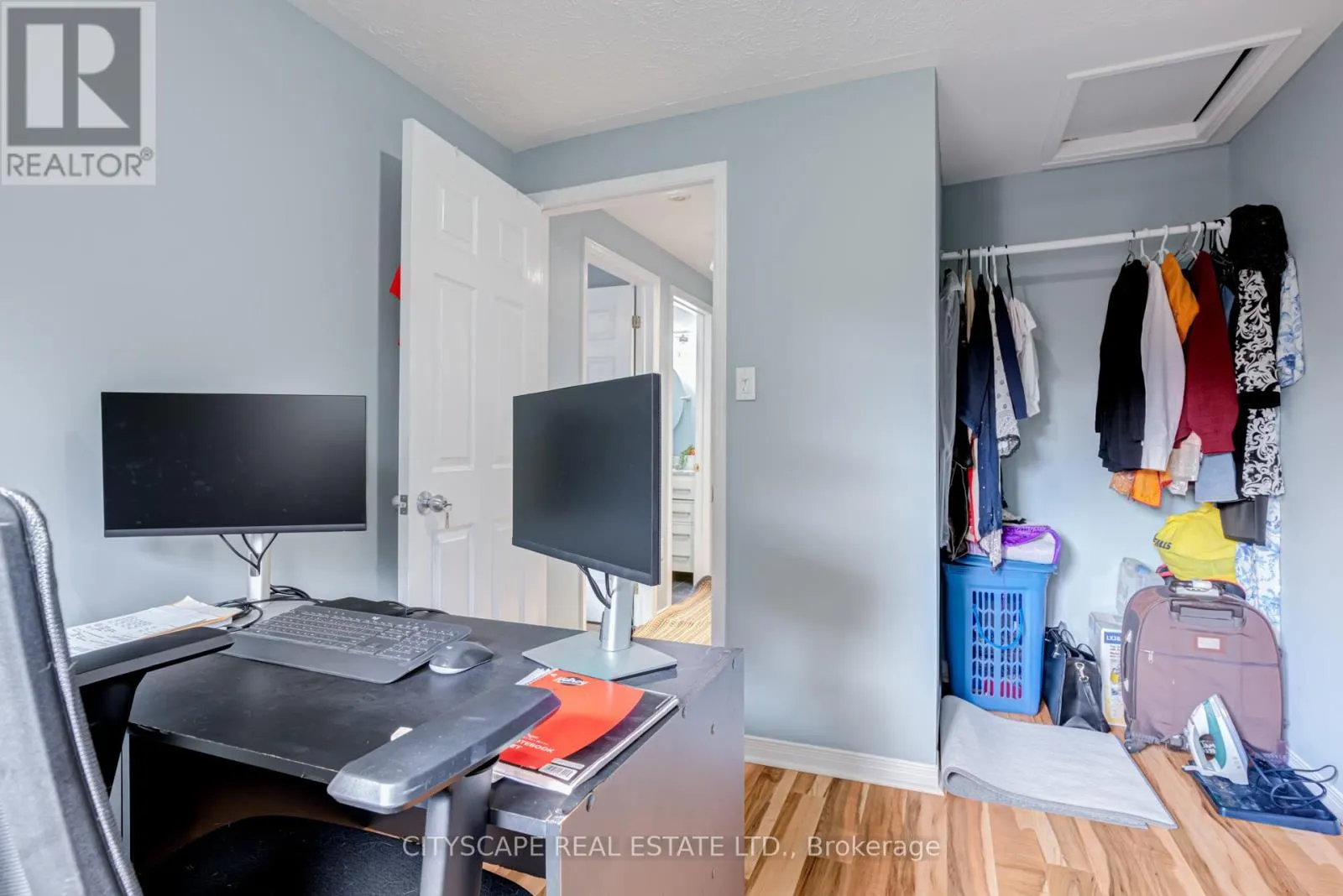 60 - 72 STONE CHURCH ROAD W